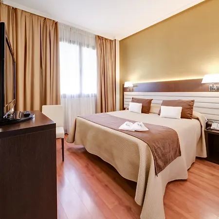 Monte Puertatierra Hotell