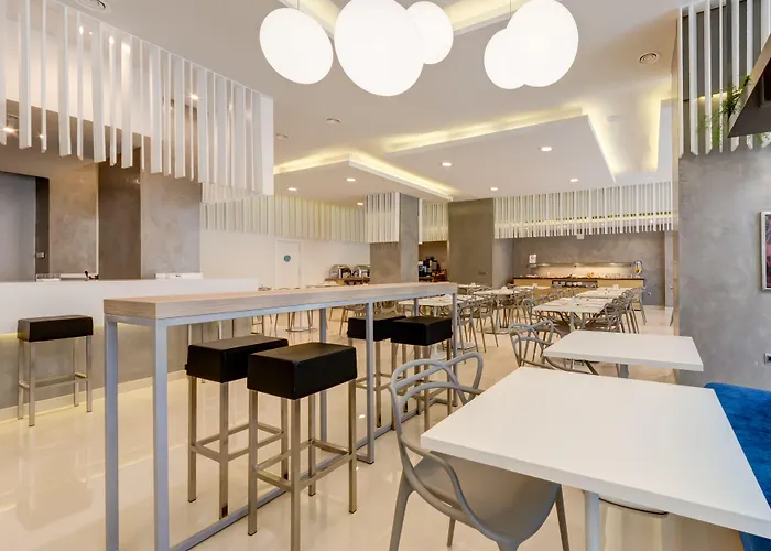 Monte Puertatierra Hotel