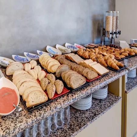 Monte Puertatierra 4*