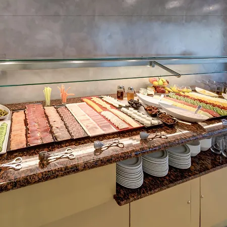 Monte Puertatierra 4*