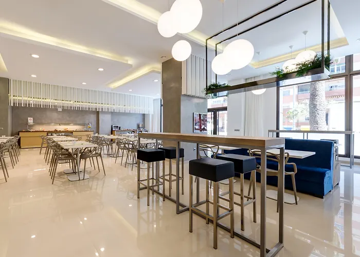 Monte Puertatierra Hotel