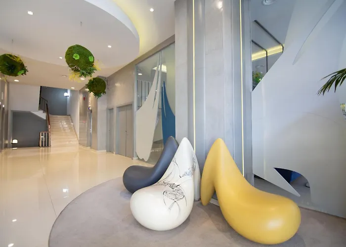 Monte Puertatierra 4* كاديز