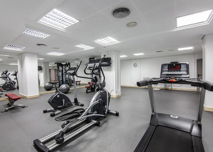 Monte Puertatierra فندق 4*