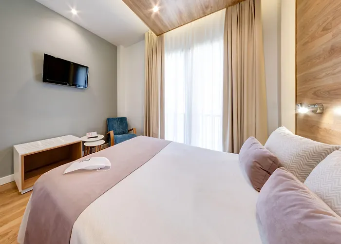 Monte Puertatierra 4* كاديز