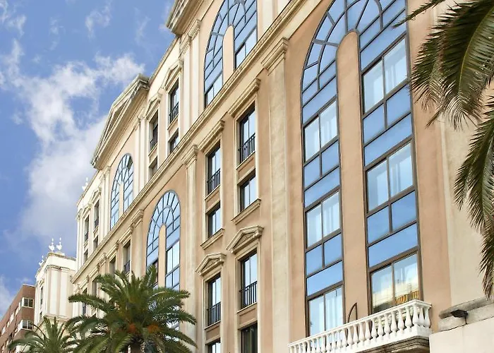 Monte Puertatierra كاديز