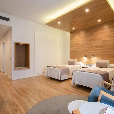 Monte Puertatierra Ξενοδοχείο 4*